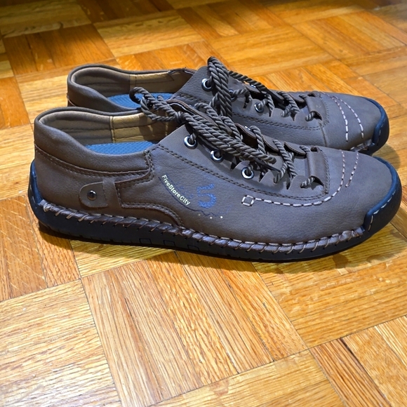 Men's 5 1978 European Style Shoes in size 10 - Picture 3 of 4